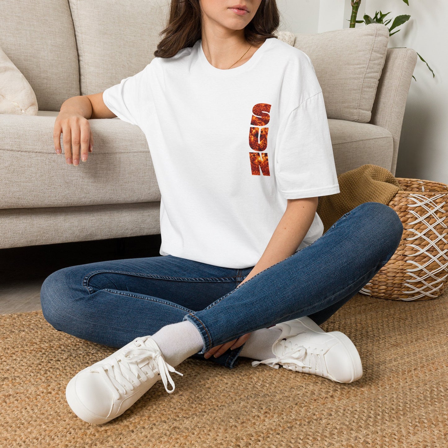 SUN vertical Cutout Letter Shirt